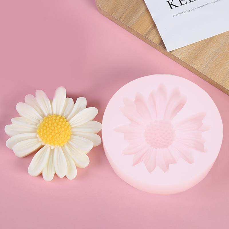 Candle Making Experience - DIY Candle Silicone Mold Daisy Chamomile